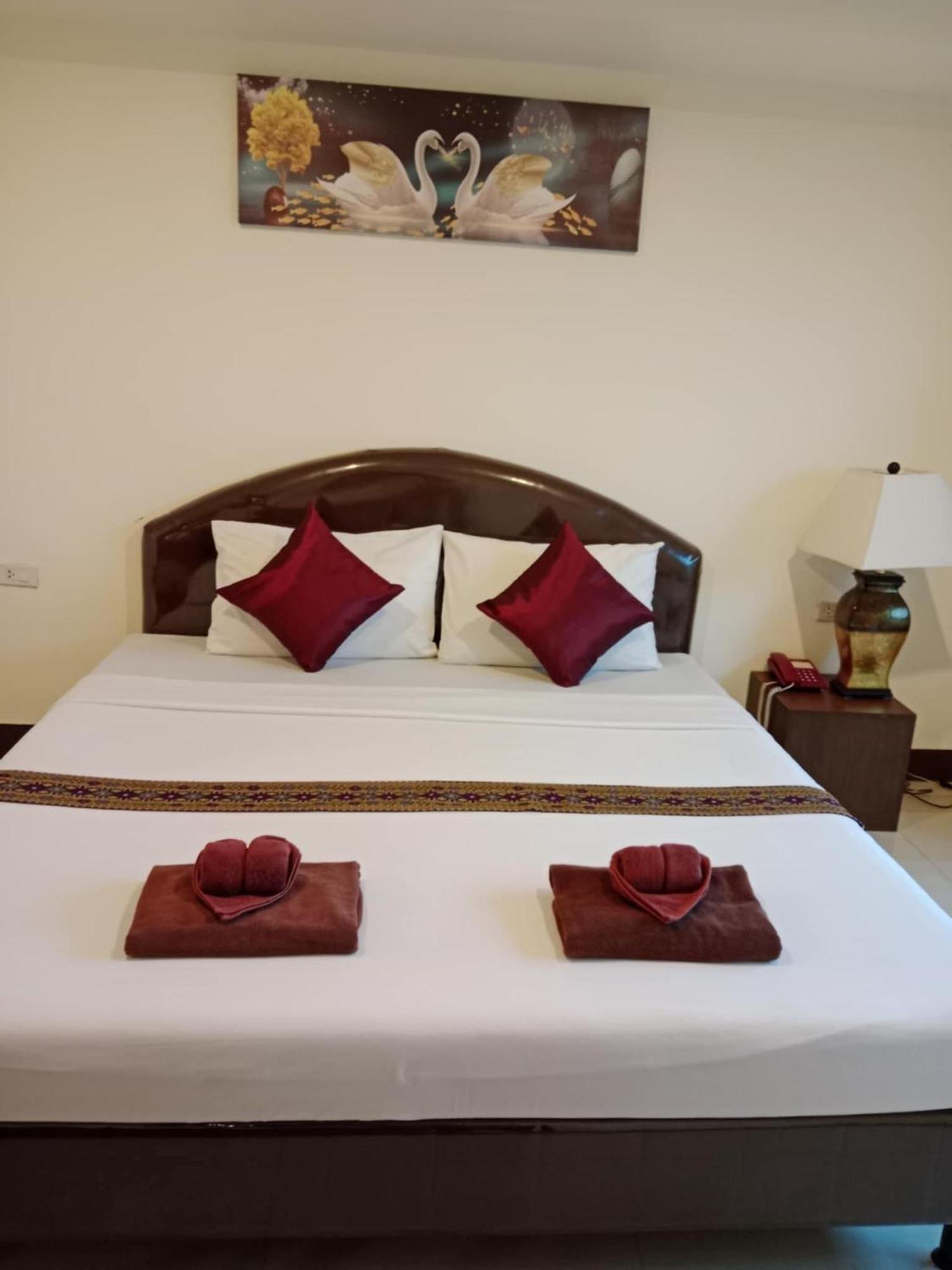 Pearl Place Hotel Hat Yai Exterior photo