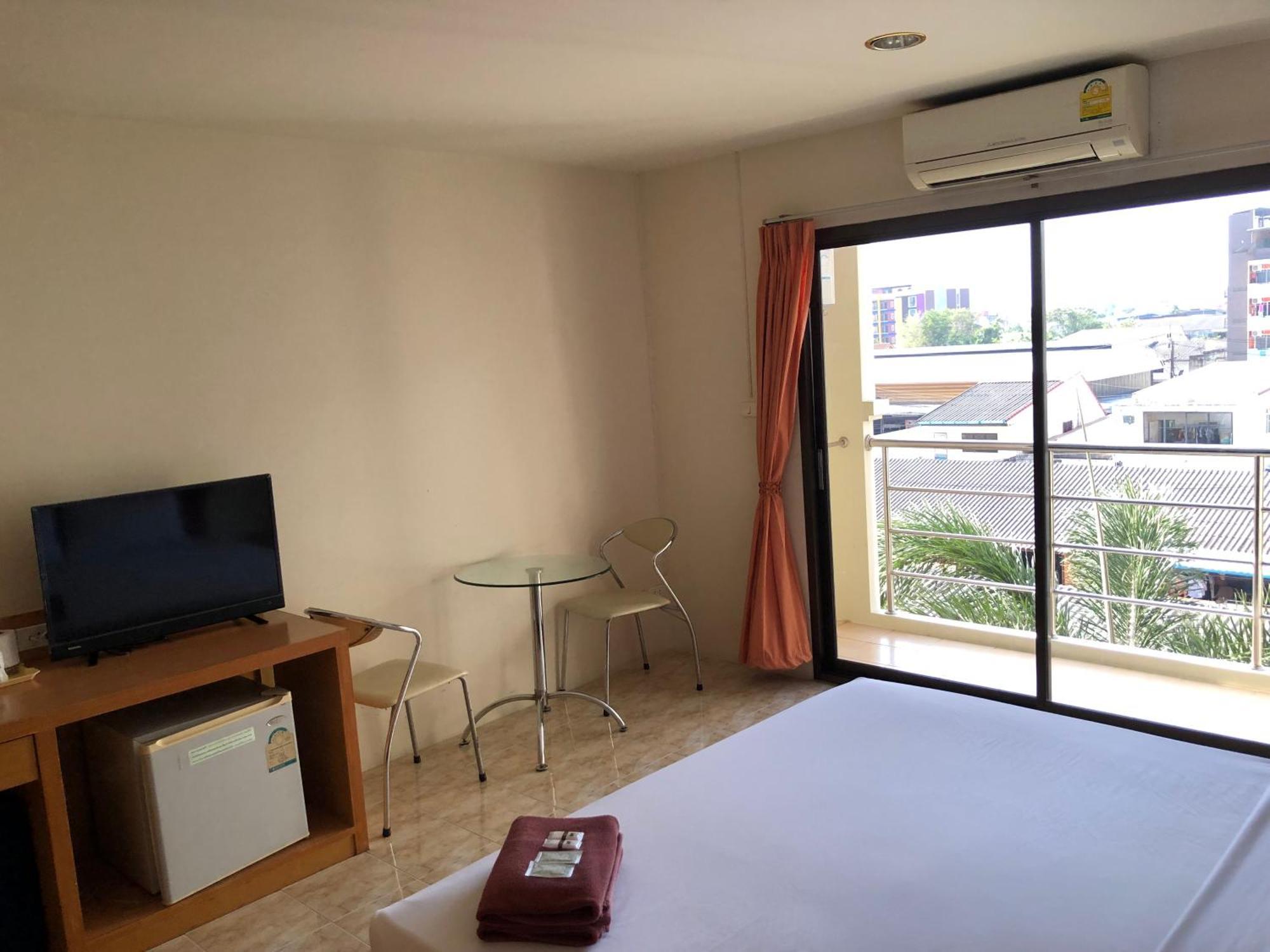 Pearl Place Hotel Hat Yai Exterior photo