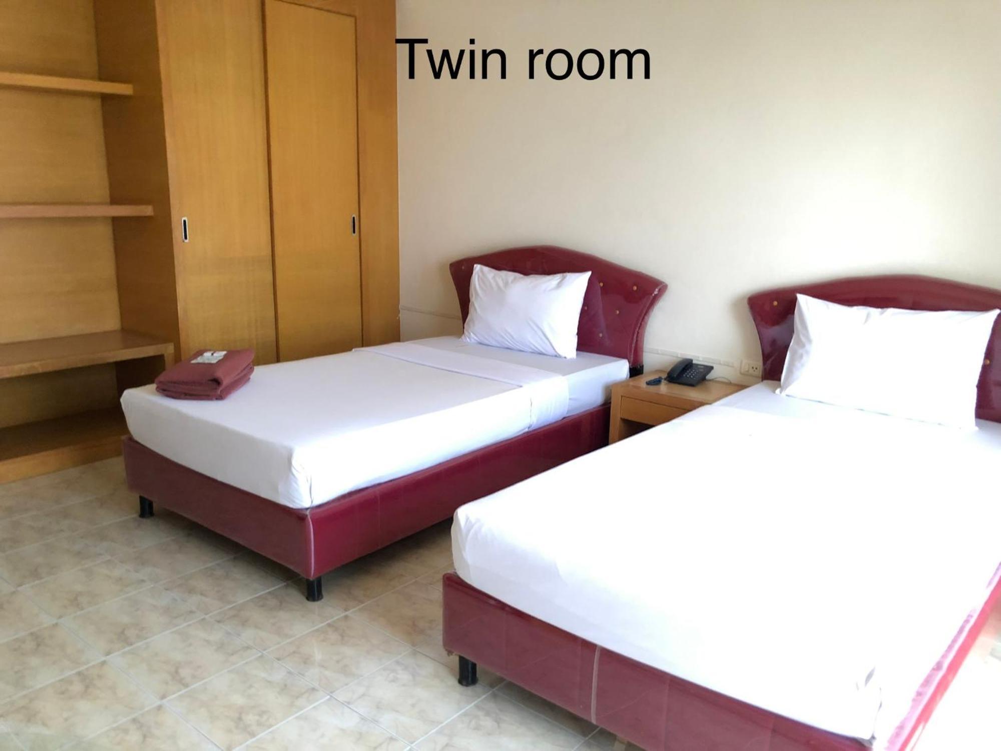 Pearl Place Hotel Hat Yai Exterior photo