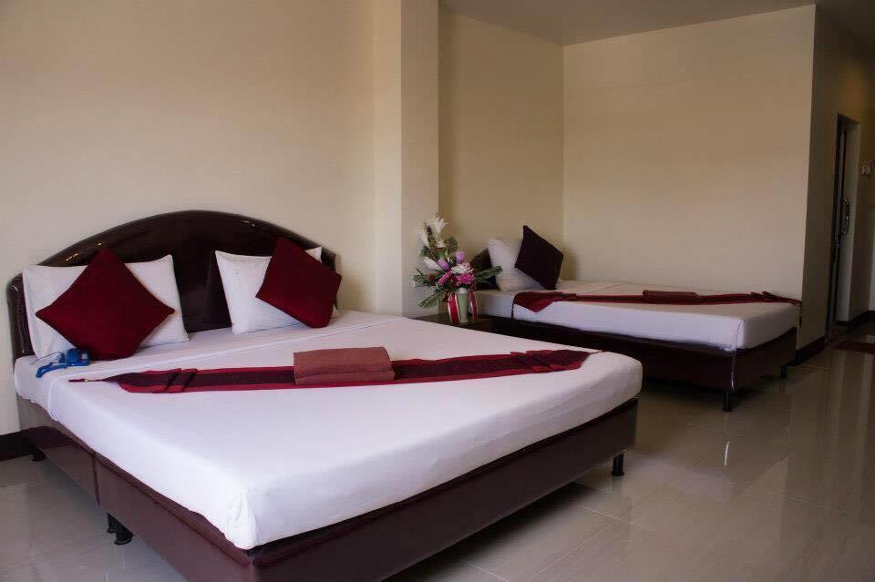 Pearl Place Hotel Hat Yai Exterior photo