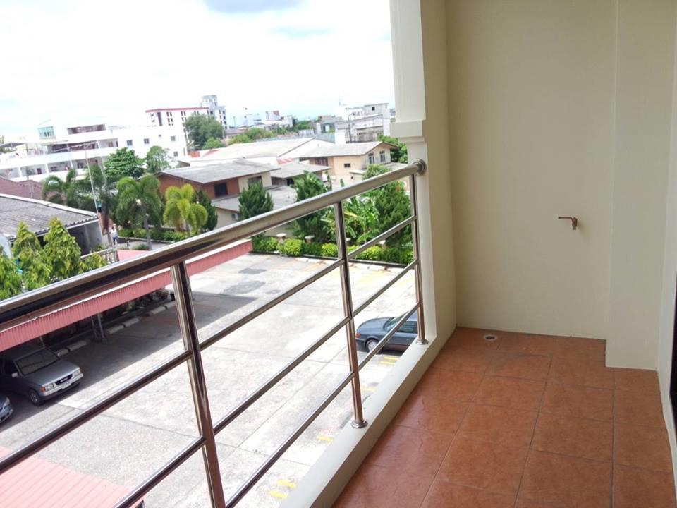 Pearl Place Hotel Hat Yai Exterior photo